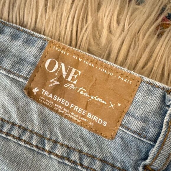 One by one teaspoon trashed free bird jeans size 29 - Picture 3 of 5